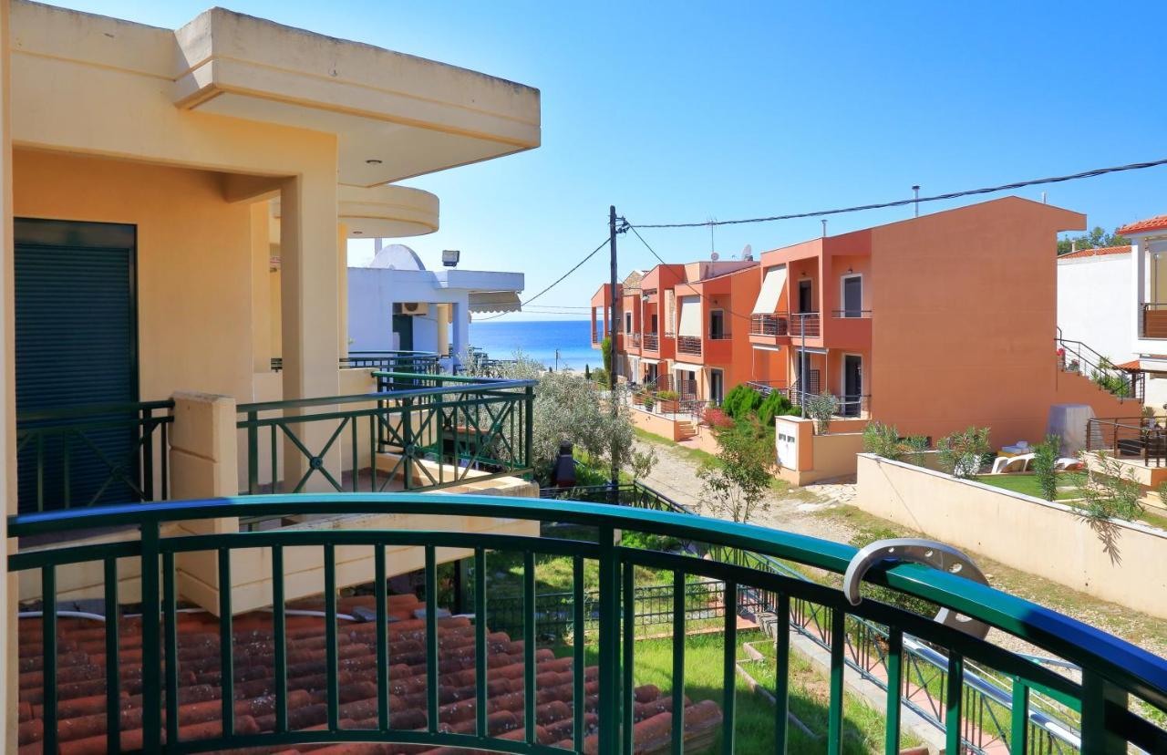 Eva'S Houses Nikiti Exterior photo